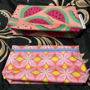 Clinique makeup bags never been used in good condition.